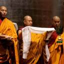 Monges Tibetanos e a Levitação