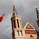 A China transforma igrejas em fábricas, 'centros culturais' para garantir que os cristãos não possam se reunir