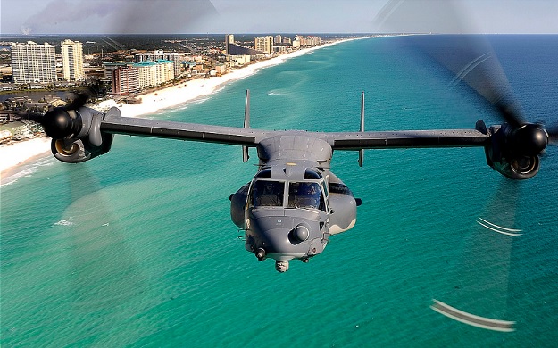 Osprey v22 voando praia