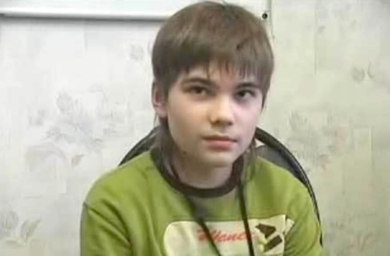 Menino Marte boris jovem