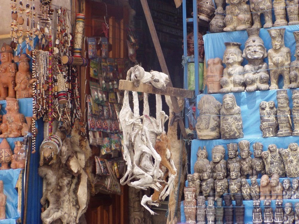 Mercado feiticeiras animais