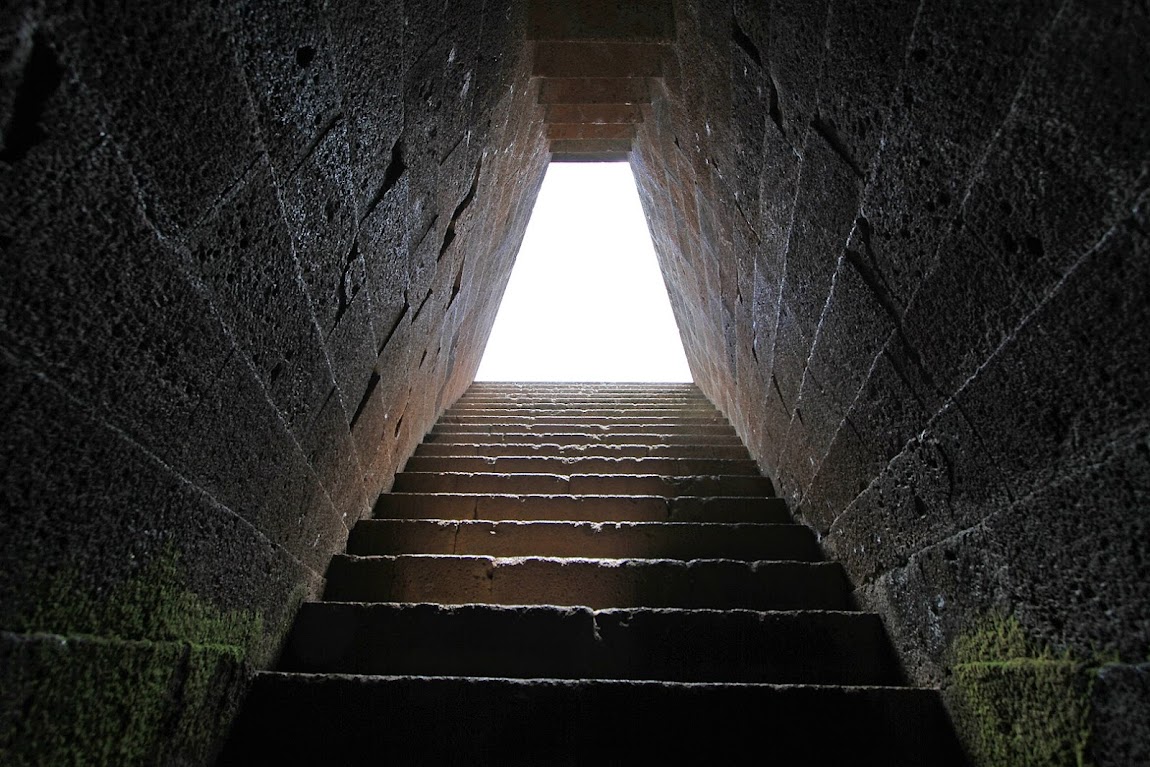 Sarenha ilha escadas de pedra