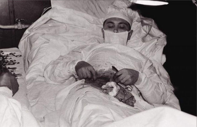 Rogozov operando