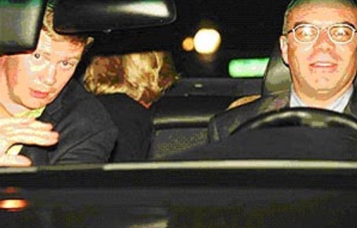 princesa diana no carro