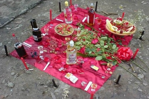 Macumba pano vermelho