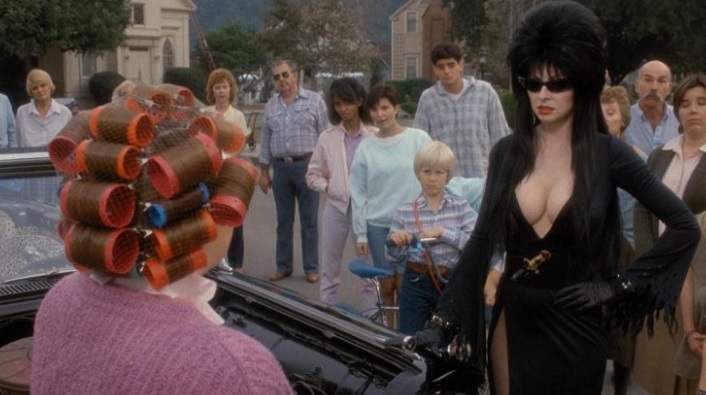 Elvira a Rainha das Trevas cena 2