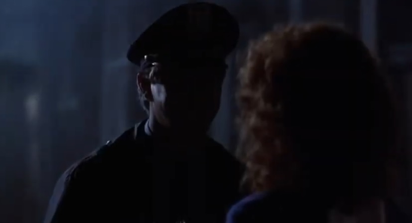 Um agente na corda bamba cena 3