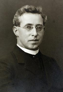 hiafogo2 Padre Johann Kuehberger